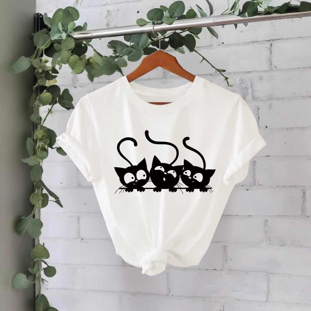 T-shirt with three cats round neck pullover short sleeved shirt